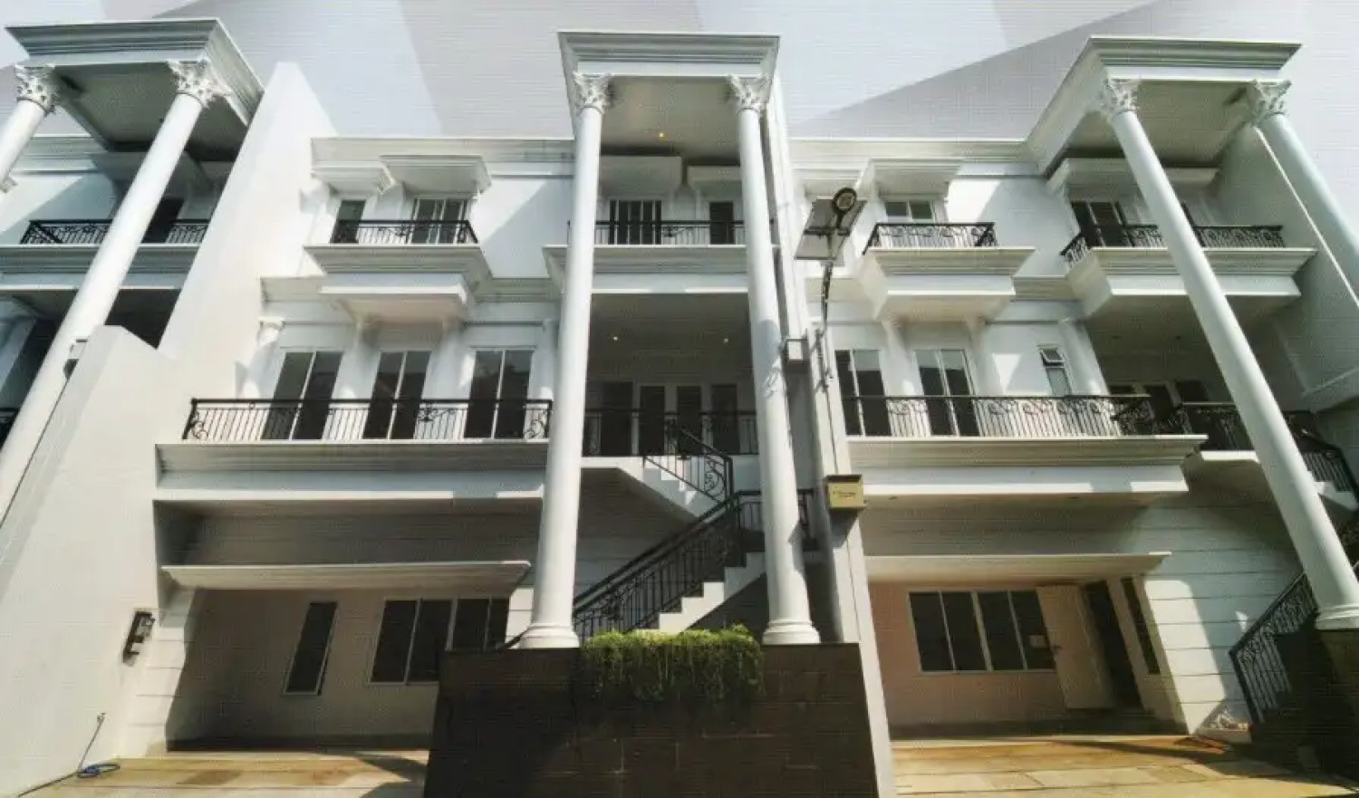 Mansion 8 Cilandak