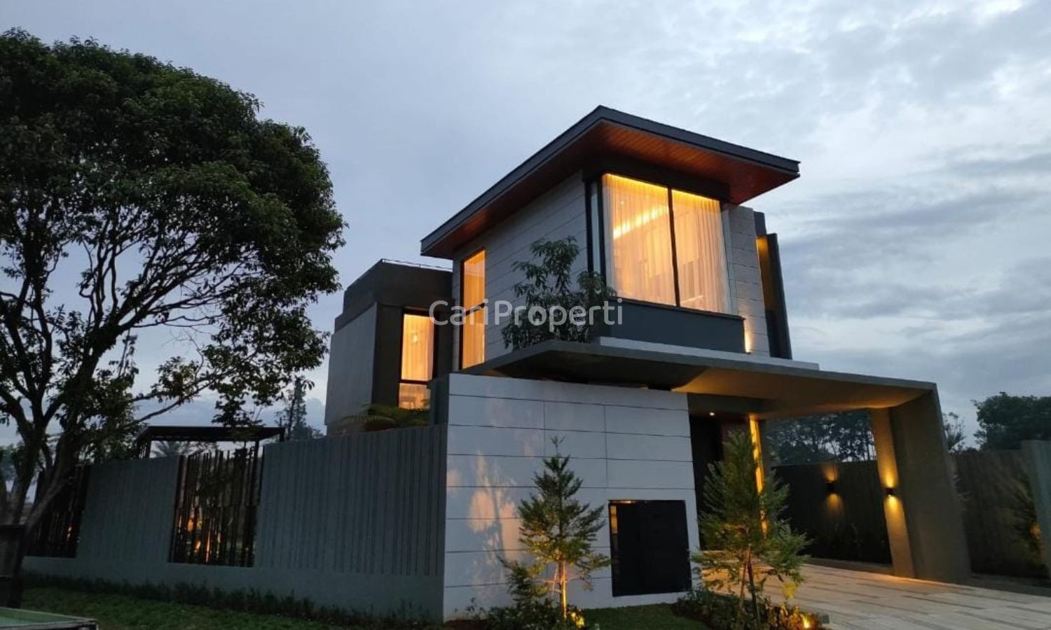 Oakwood at Shila Sawangan