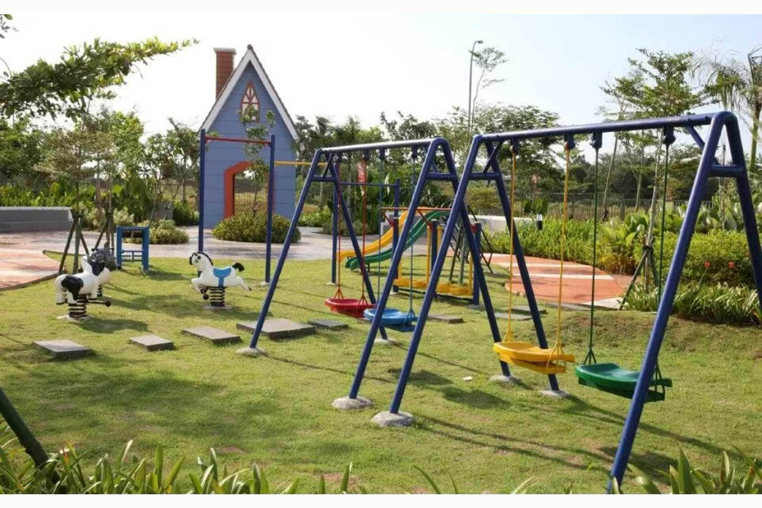 Corral @Malibu Village Playground