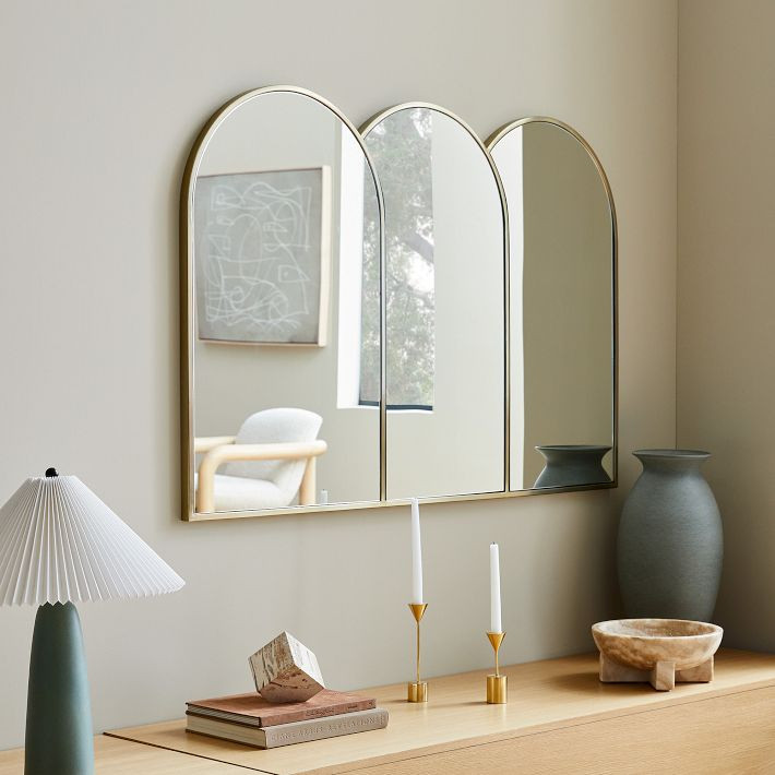 model cermin dinding ruang tamu: arched mirror