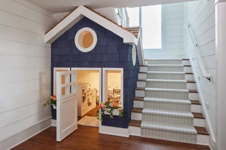 desain ruang bermain anak miniatur rumah