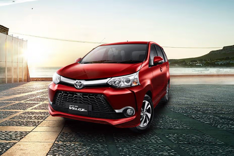 mobil 100 jutaan: Toyota Veloz 1.3 Tahun 2018