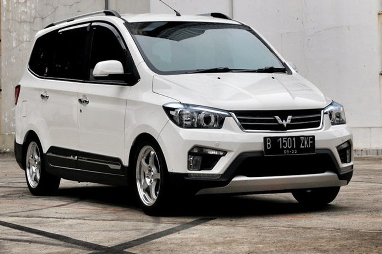 rekomendasi mobil 100 jutaan: Wuling Confero 2018
