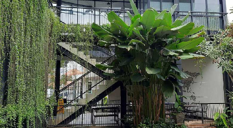 tempat bukber di tangerang: formaggio coffee & resto