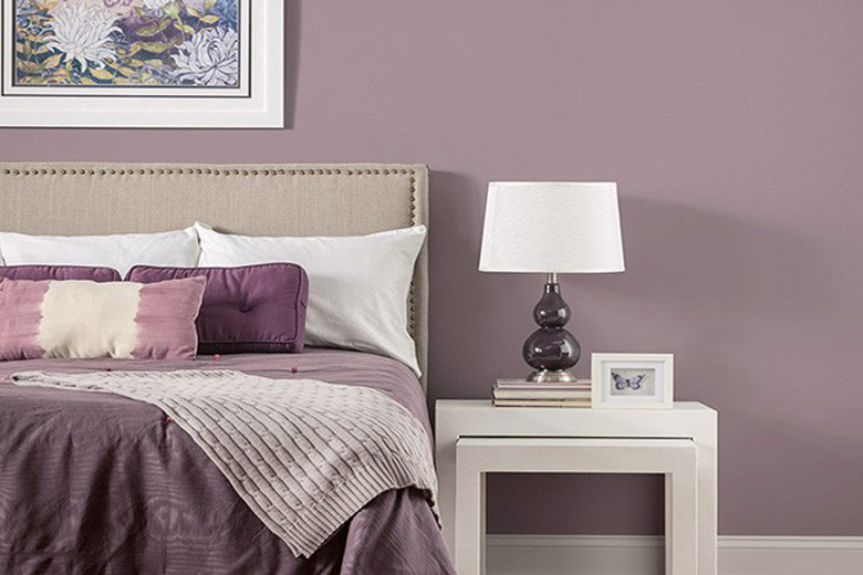 warna cat kamar tidur romantis: mauve