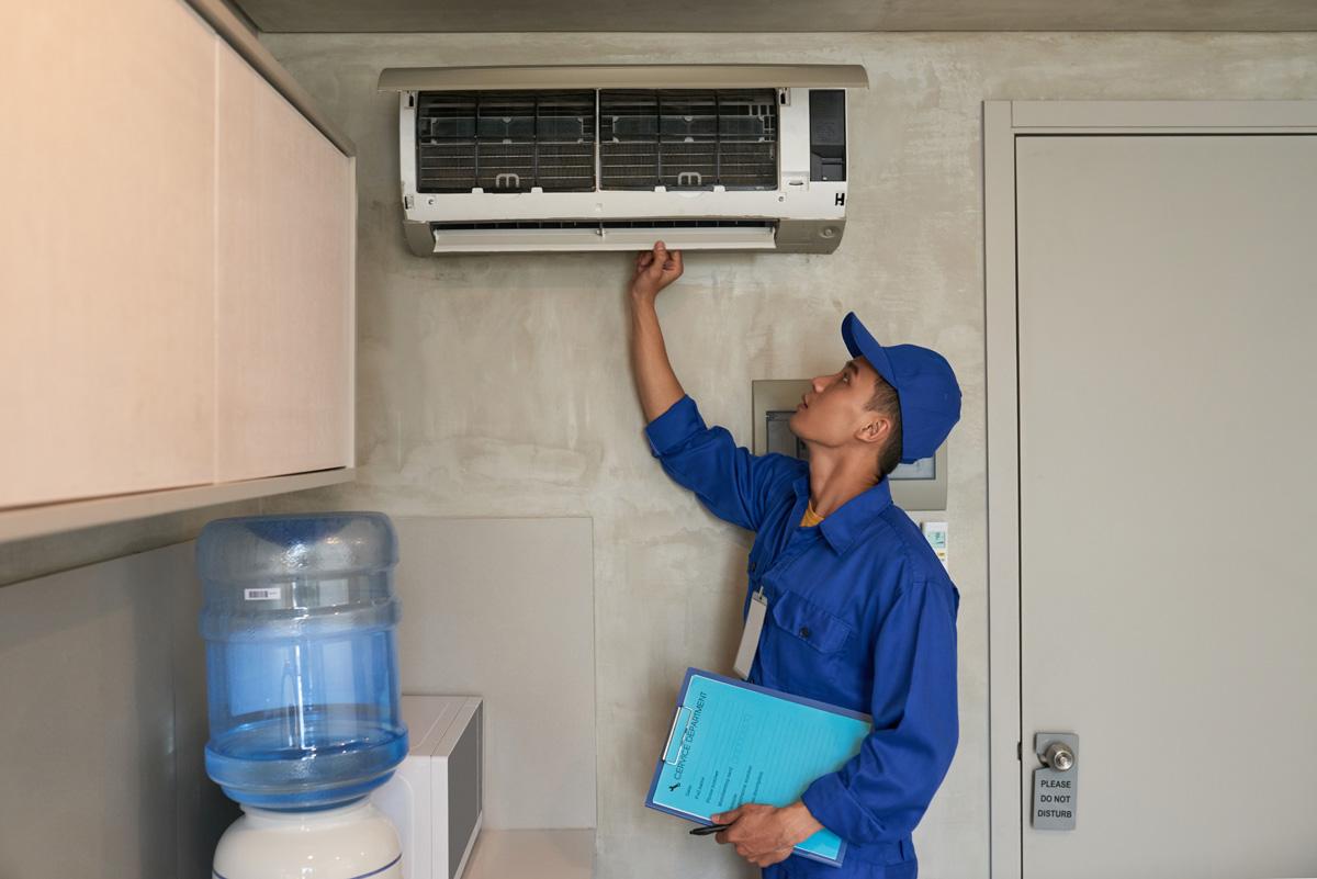 cara mengatasi penyebab ac berisik