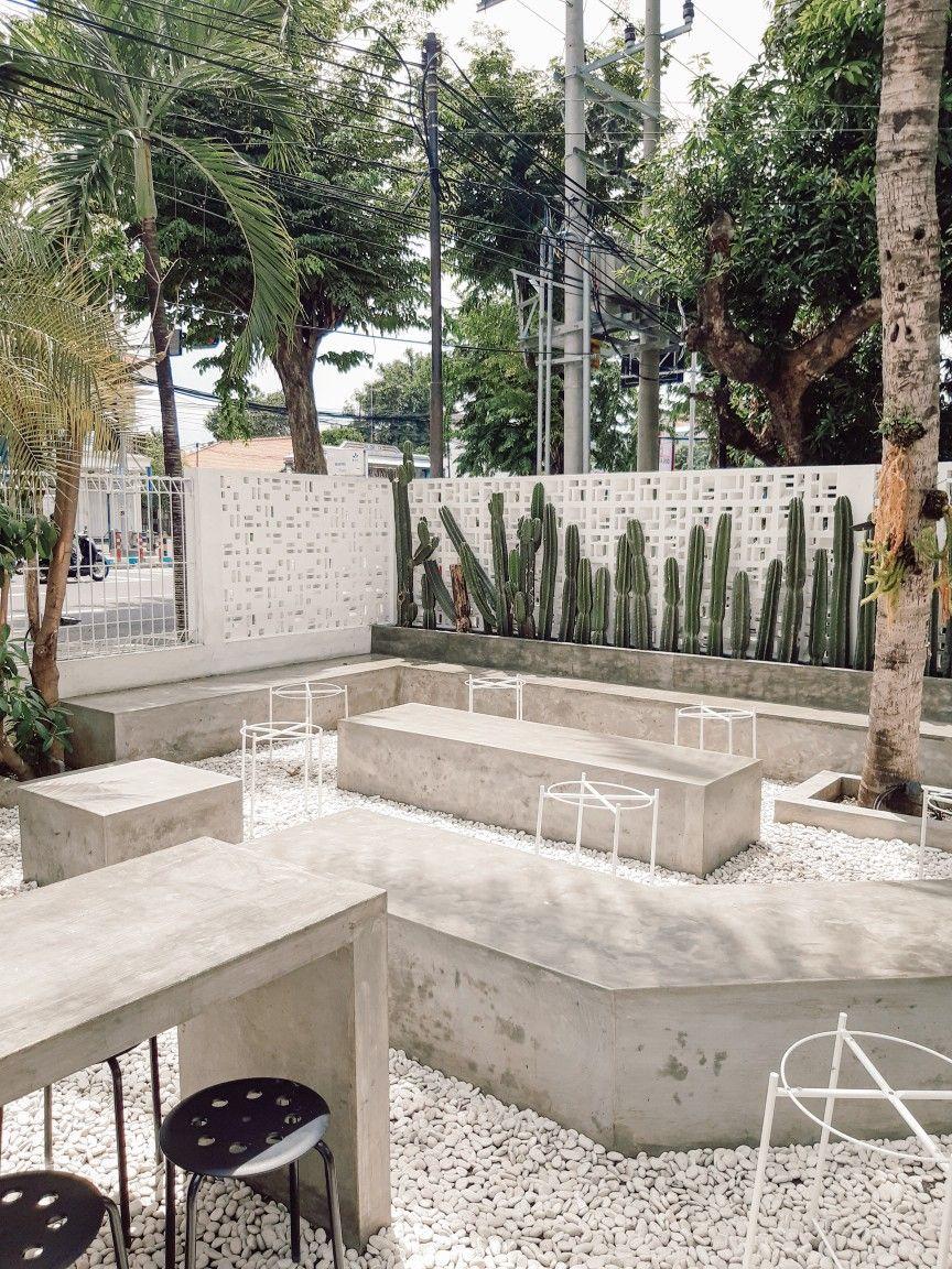 desain taman industrial ala cafe dengan kerikil estetik