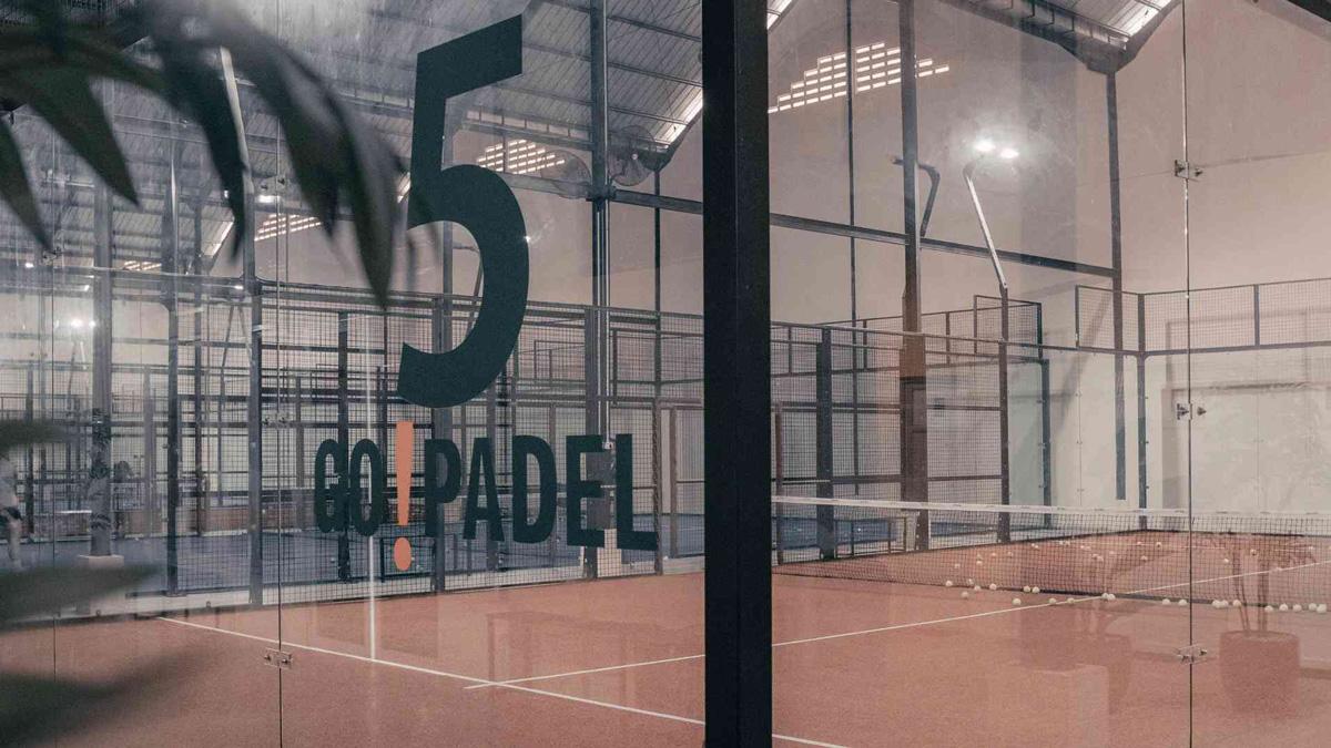 lapangan padel di bsd: go padel bsd