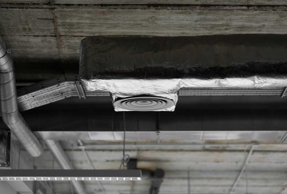 cara mengatasi kamar pengap: pasang exhaust fan