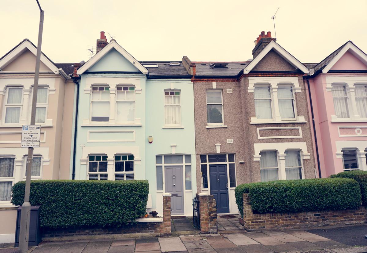 kelebihan semi detached house