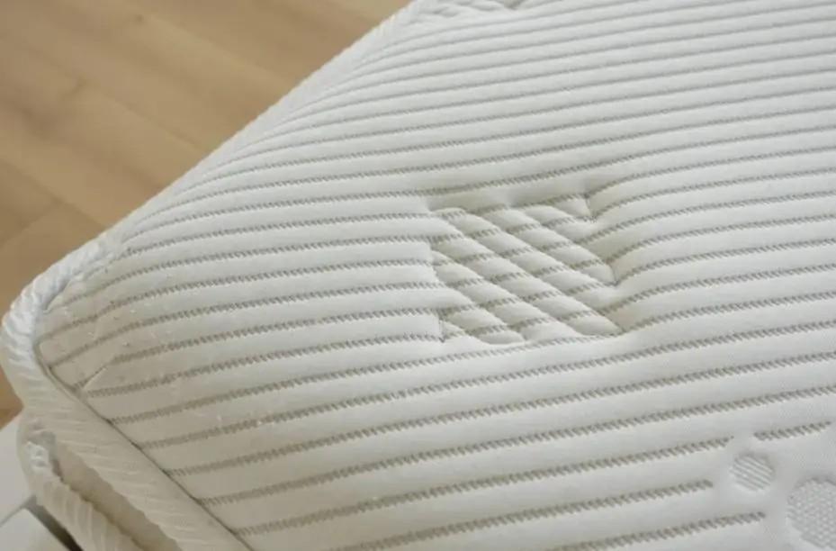 perbedaan harga beli kasur memory foam dan latex
