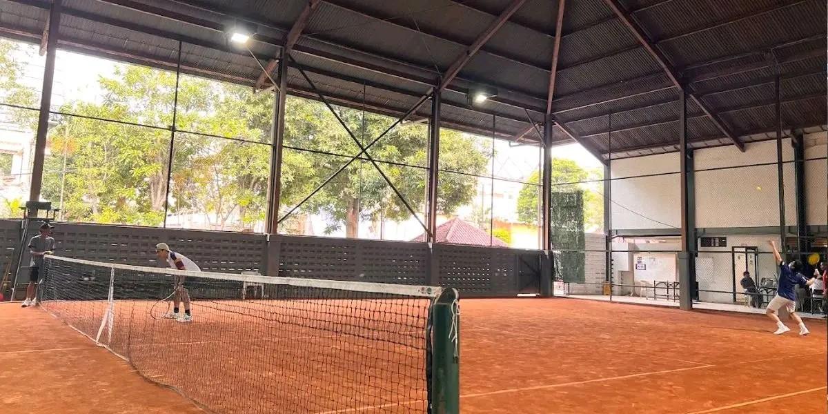 lapangan tenis di jakarta: ums tennis court