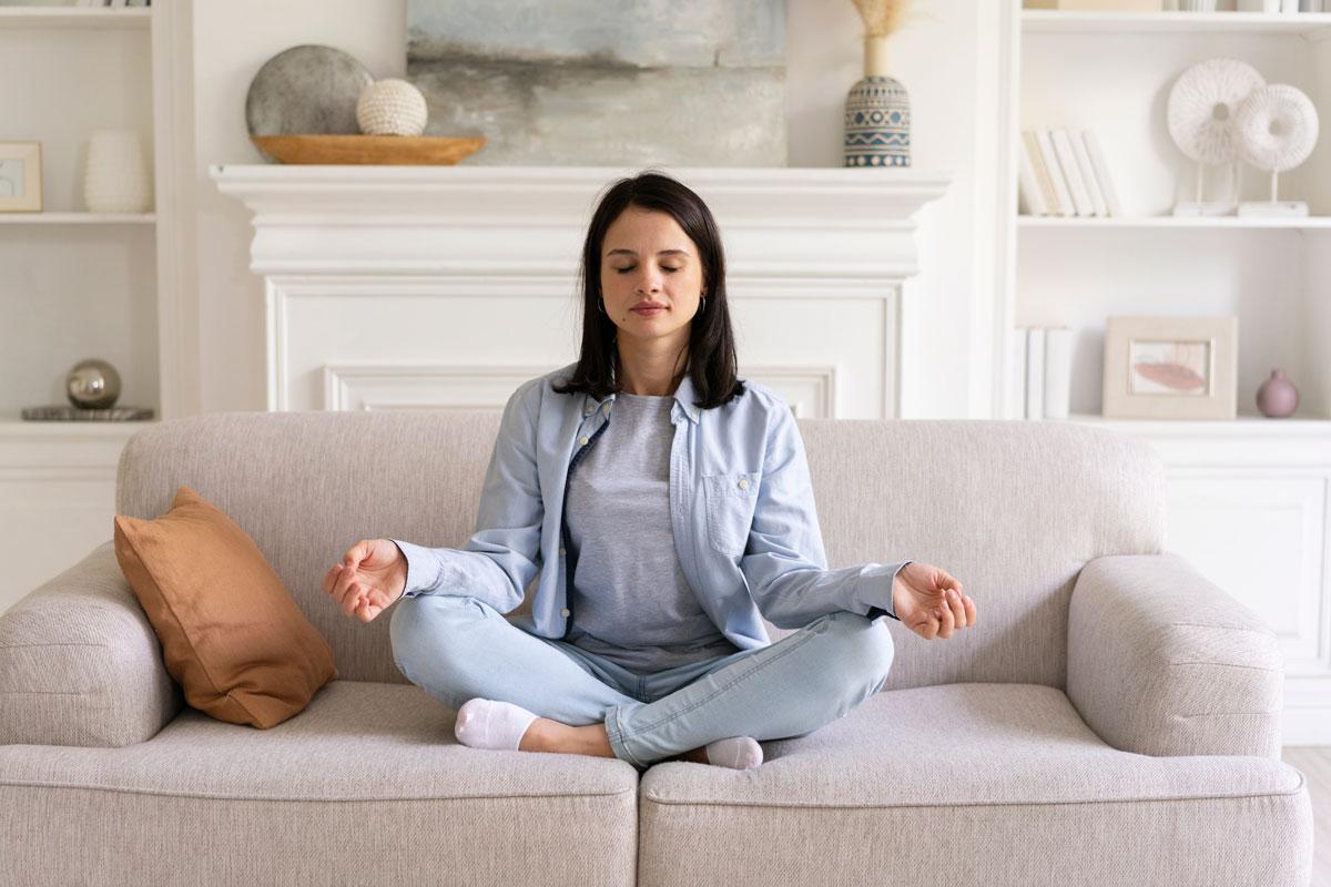 morning routine yang benar: meditasi