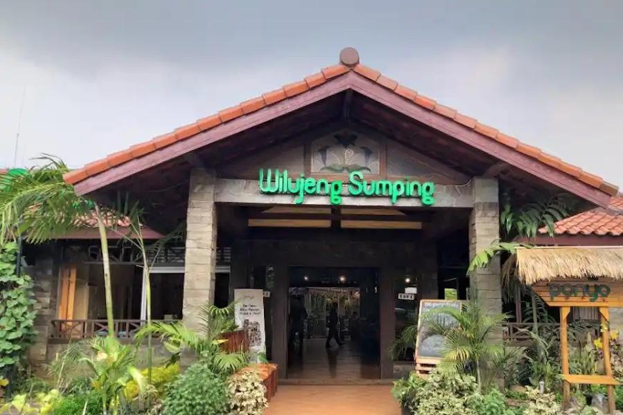 tempat bukber di bekasi: ponyo bekasi