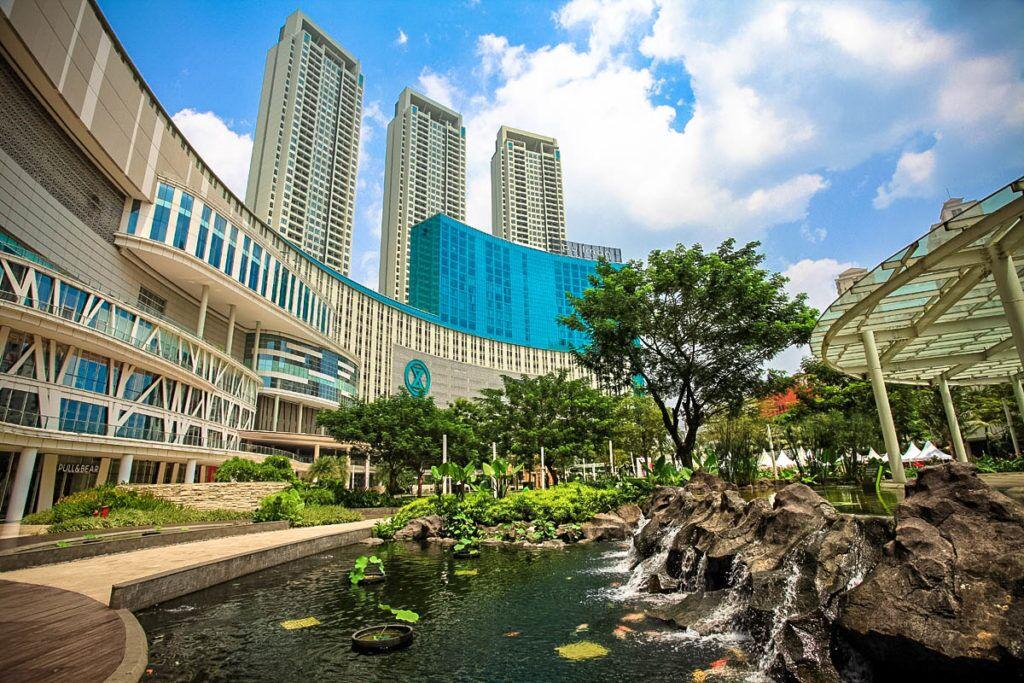 tempat nongkrong di jakarta barat: tribeca park
