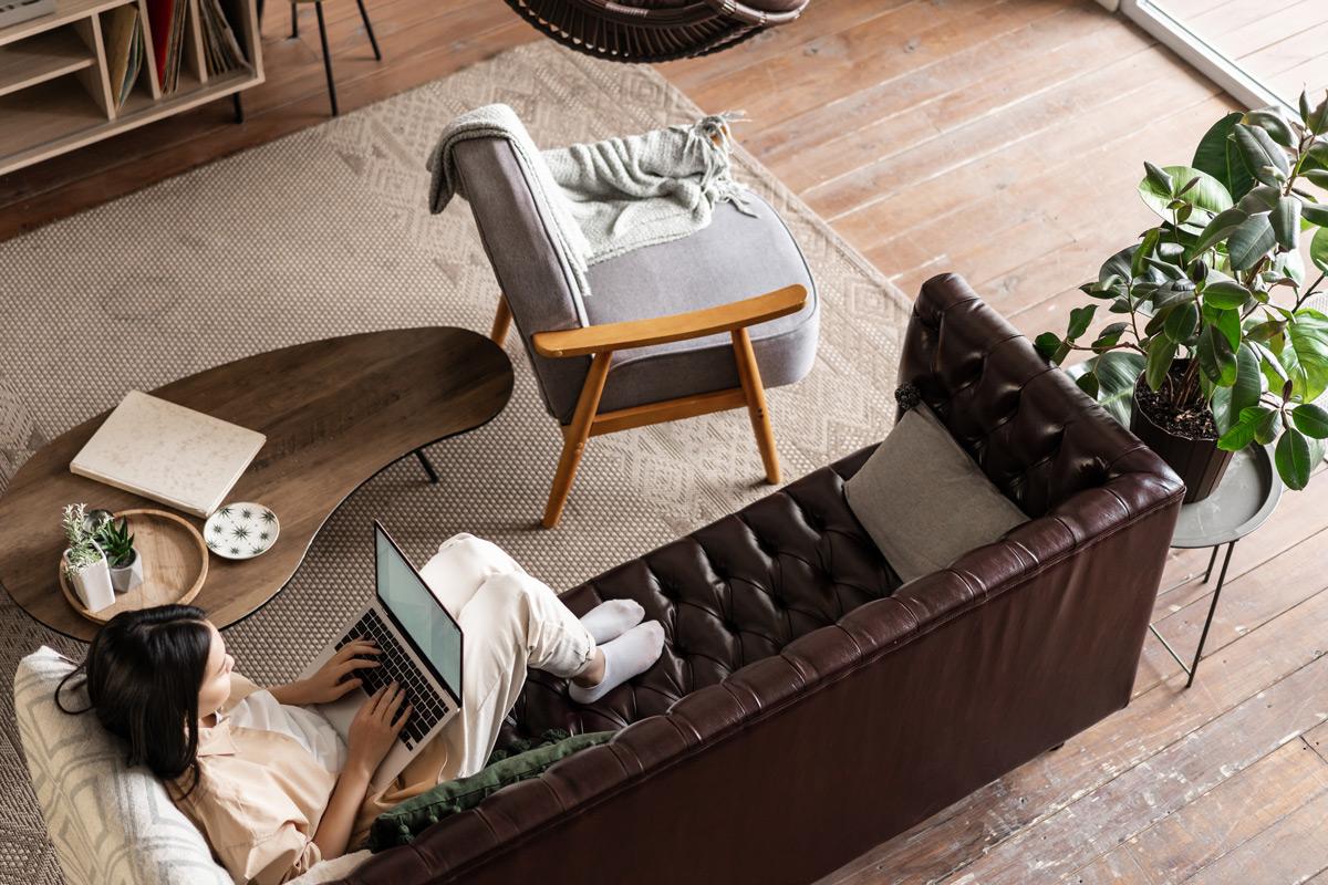 tips dekorasi rumah sederhana: gunakan furnitur multifungsi
