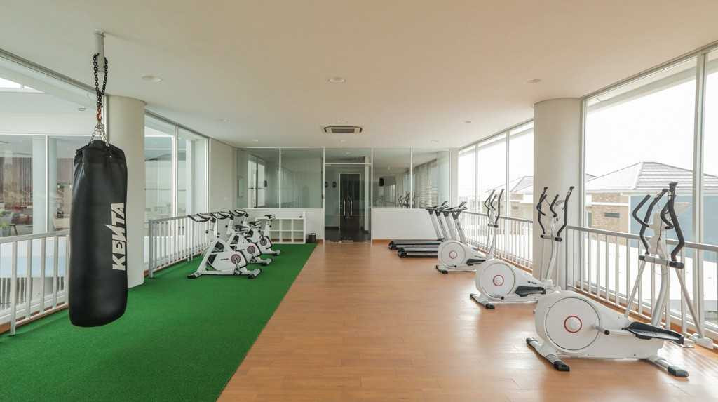 Fitness Center The Bay Paradise Resort