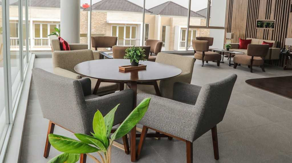 Longue The Bay Paradise Resort