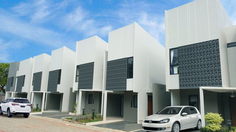 The Akasia Eight